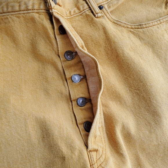 Levis 501 Mens 42x30 Jeans Button Fly Yellow Gold, White Oak Cone Denim Cotton. - Picture 6 of 14